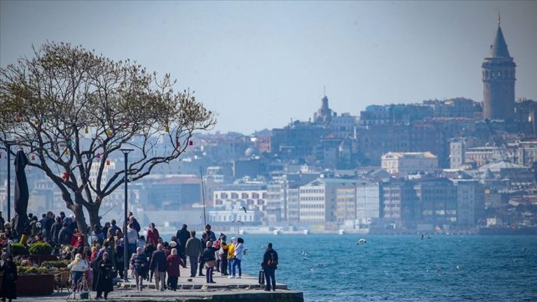 Bayramda hava değişimi: sıcaklık artıyor, perşembe sağanak bekleniyor