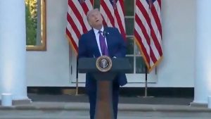 Donald Trump kuş sesini drone sandı: Beyaz Saray’da panik anları